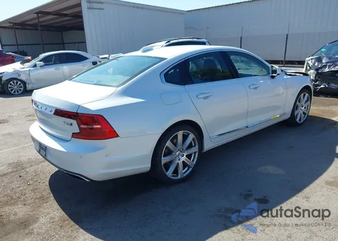 2017 Volvo S90 T6 Inscription z USA, uszkodzony, nr VIN YV1A22ML7H1011849